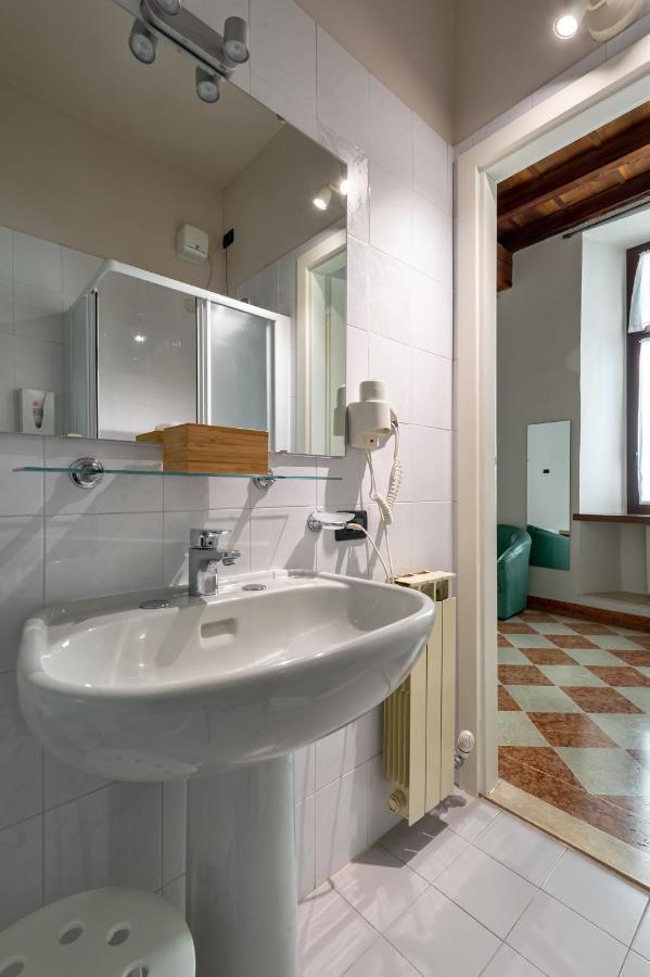 Residenza Accademia Hotel Мантова Екстериор снимка
